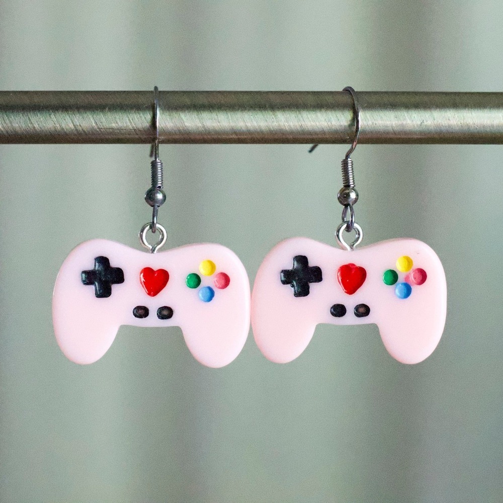 Pink Video Game Controller Dangle Earrings Gamer Girl Heart Resin Kawaii Retro